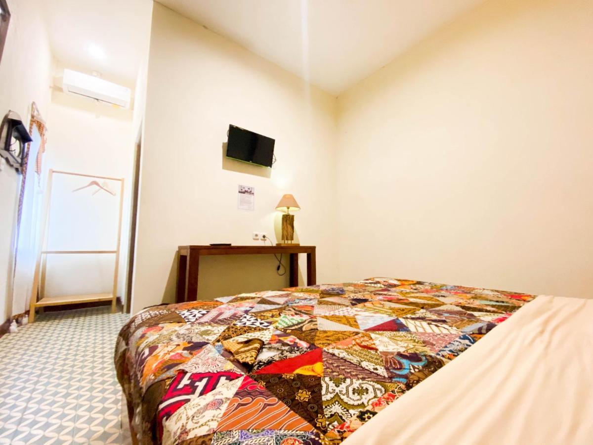 Hinggil Homestay Syariah Malioboro Yogya Mitra Reddoorz Yogyakarta Extérieur photo